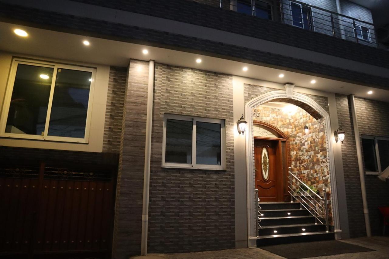 Hayyat Luxury Hotel Suites Lahore Buitenkant foto