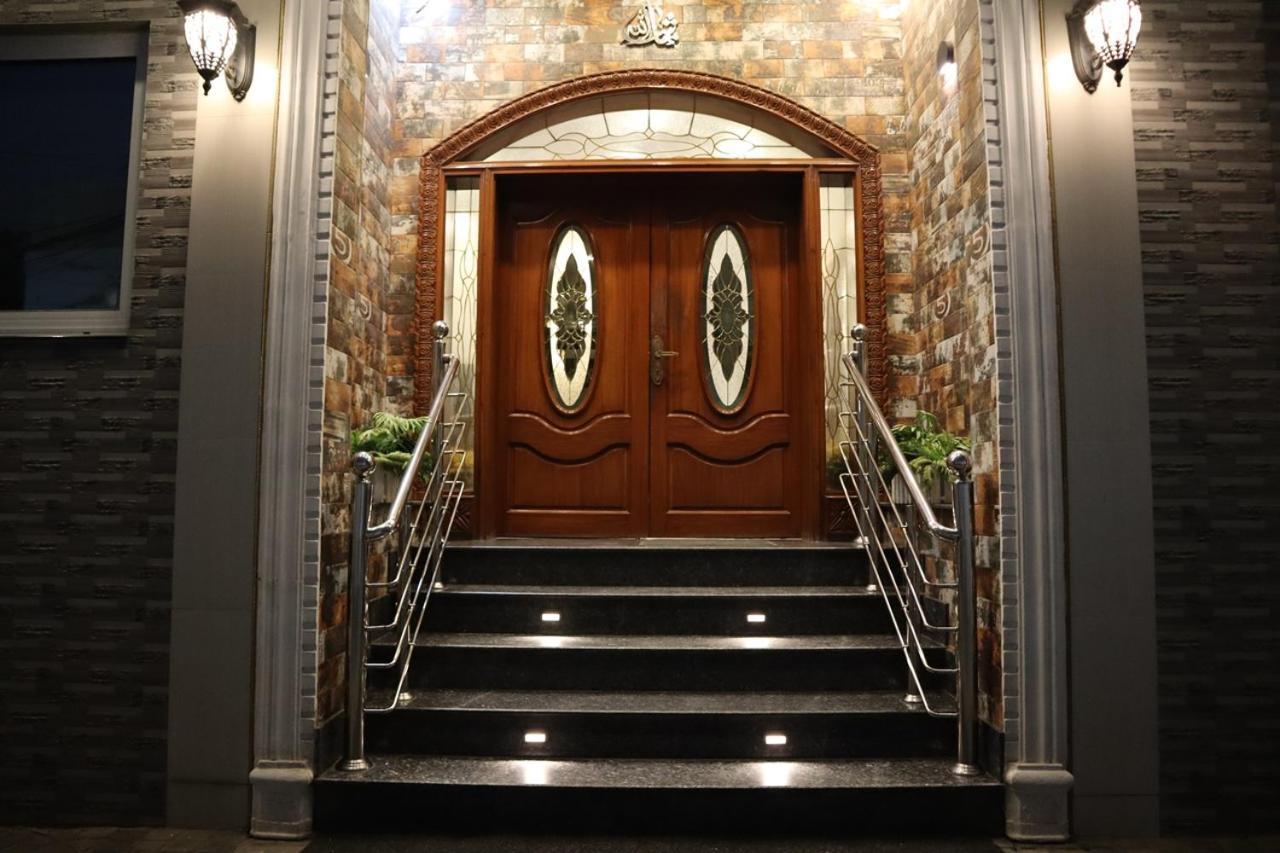 Hayyat Luxury Hotel Suites Lahore Buitenkant foto