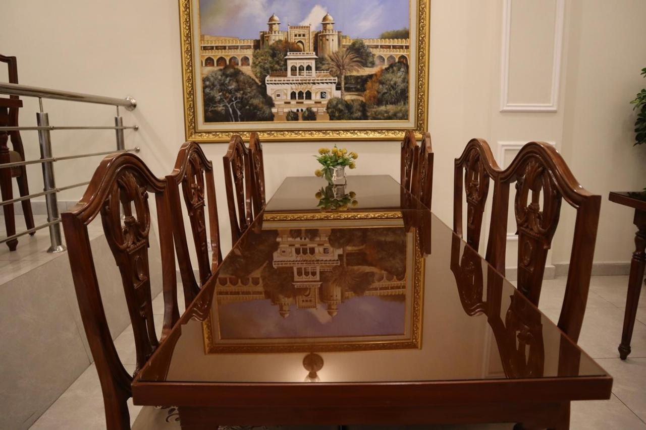 Hayyat Luxury Hotel Suites Lahore Buitenkant foto