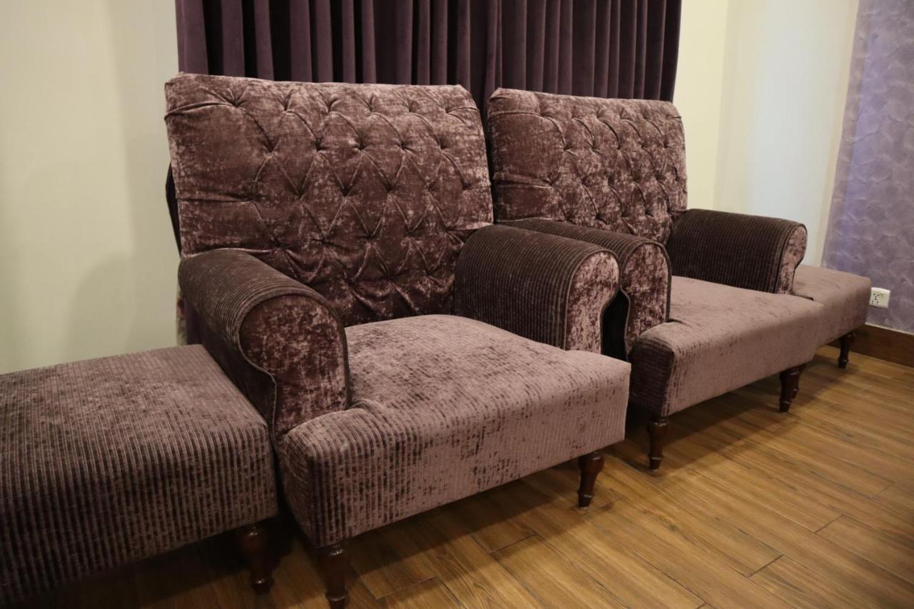 Hayyat Luxury Hotel Suites Lahore Buitenkant foto