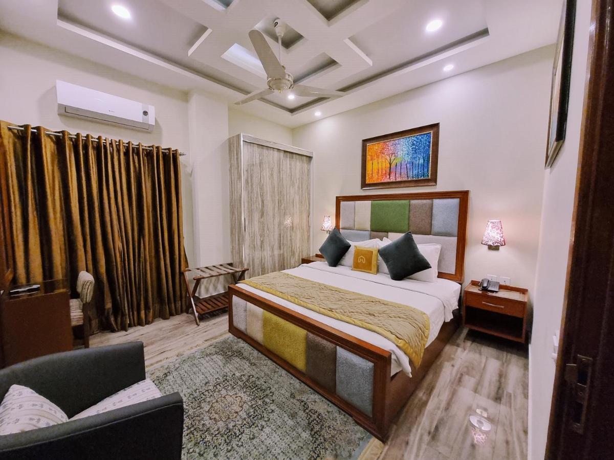 Hayyat Luxury Hotel Suites Lahore Buitenkant foto