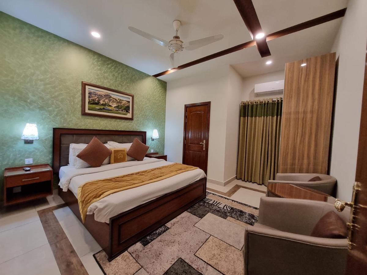 Hayyat Luxury Hotel Suites Lahore Buitenkant foto