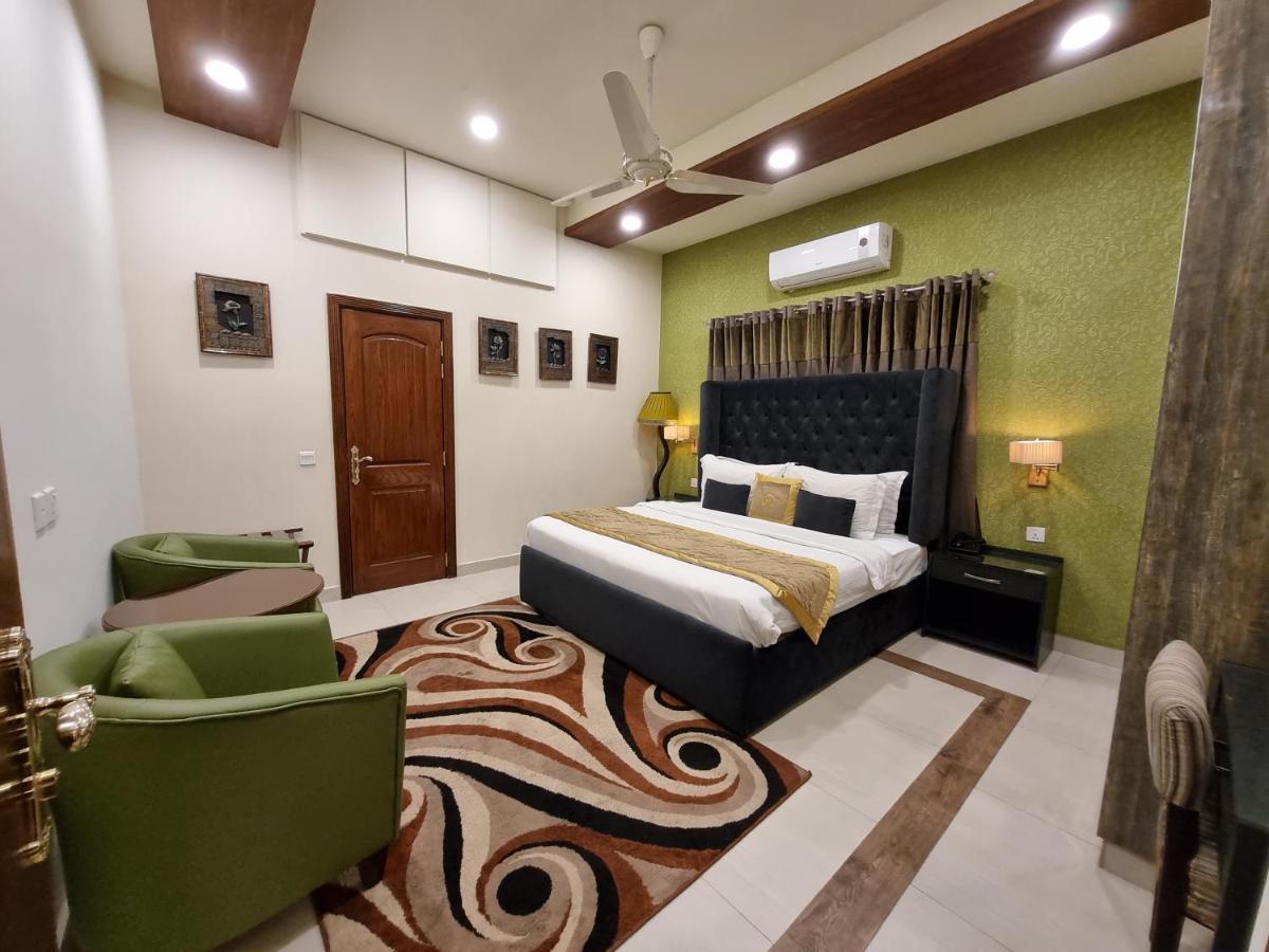 Hayyat Luxury Hotel Suites Lahore Buitenkant foto
